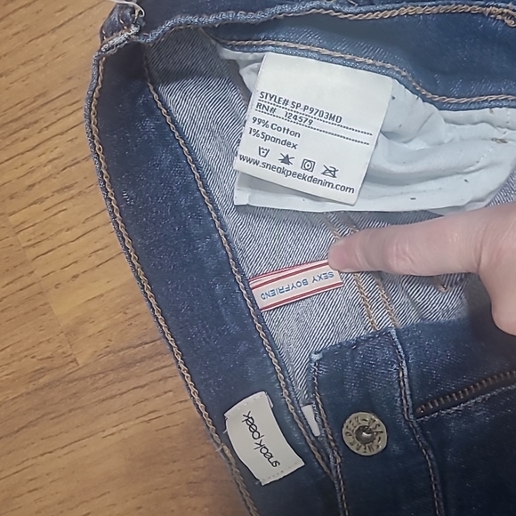 Sneakpeek sexy boyfriend crop 9 - Picture 3 of 4